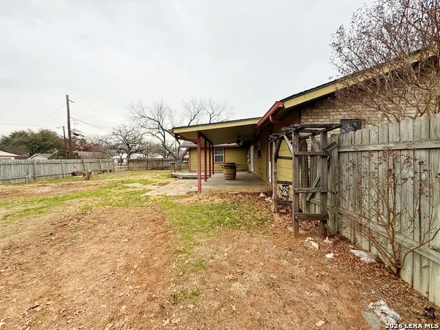 607 Bowie Fredericksburg, TX 78624