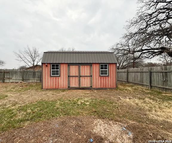 607 Bowie Fredericksburg, TX 78624