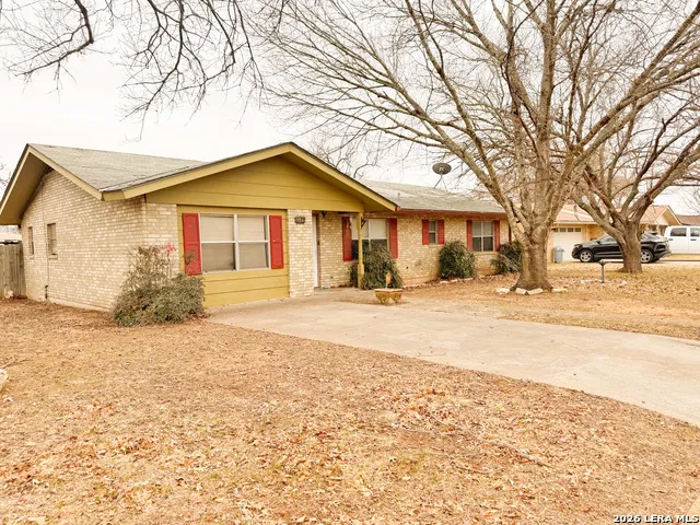 607 Bowie Fredericksburg, TX 78624