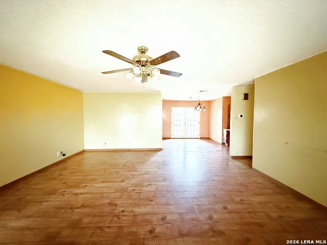 607 Bowie Fredericksburg, TX 78624