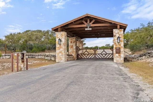 1600 Brushy Ridge Trail Blanco, TX 78606