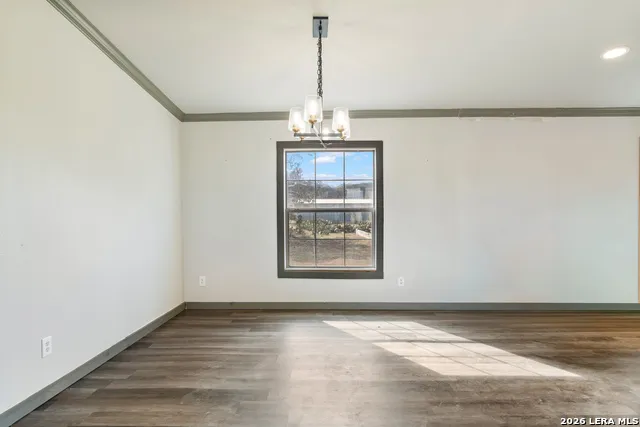 179 Pvt Rd 3830 Utopia, TX 78884