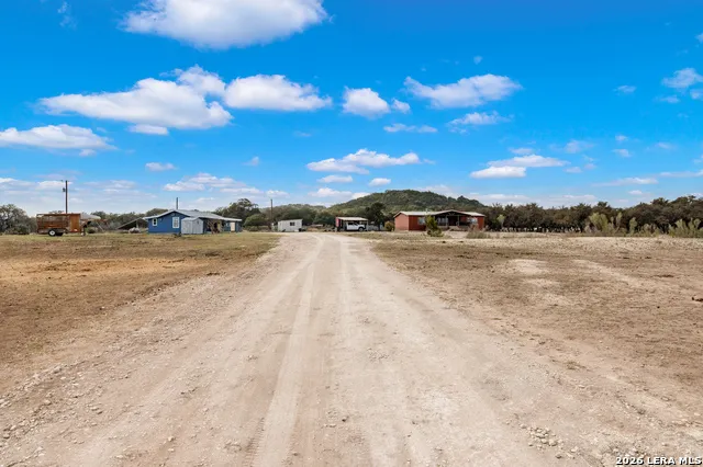 179 Pvt Rd 3830 Utopia, TX 78884