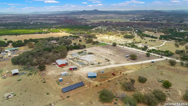 179 Pvt Rd 3830 Utopia, TX 78884