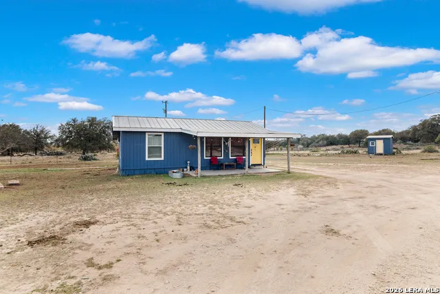 179 Pvt Rd 3830 Utopia, TX 78884