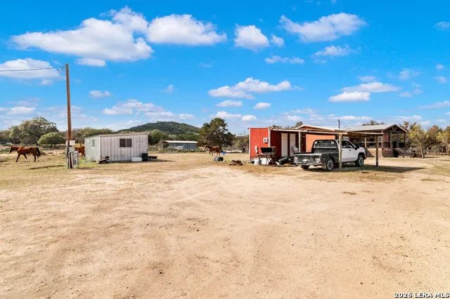 179 Pvt Rd 3830 Utopia, TX 78884