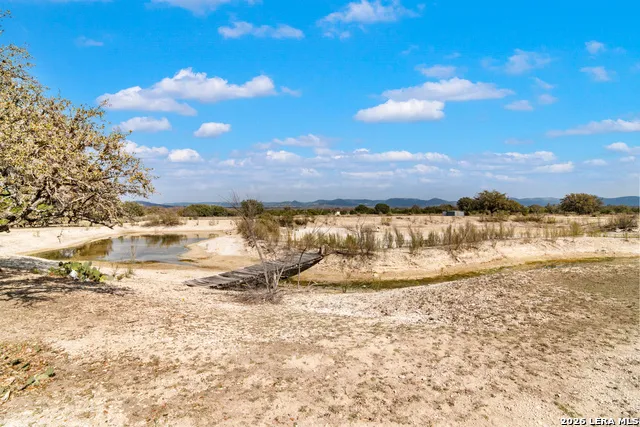 179 Pvt Rd 3830 Utopia, TX 78884