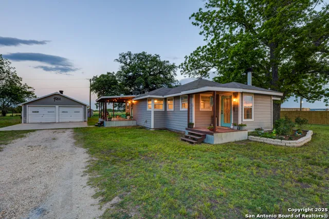 15592 Miller St Hedwig, TX 78152