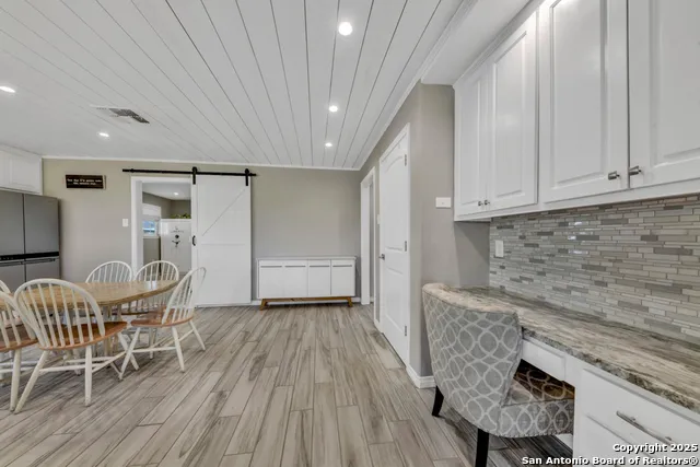15592 Miller St Hedwig, TX 78152