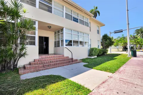 1460 West Ave