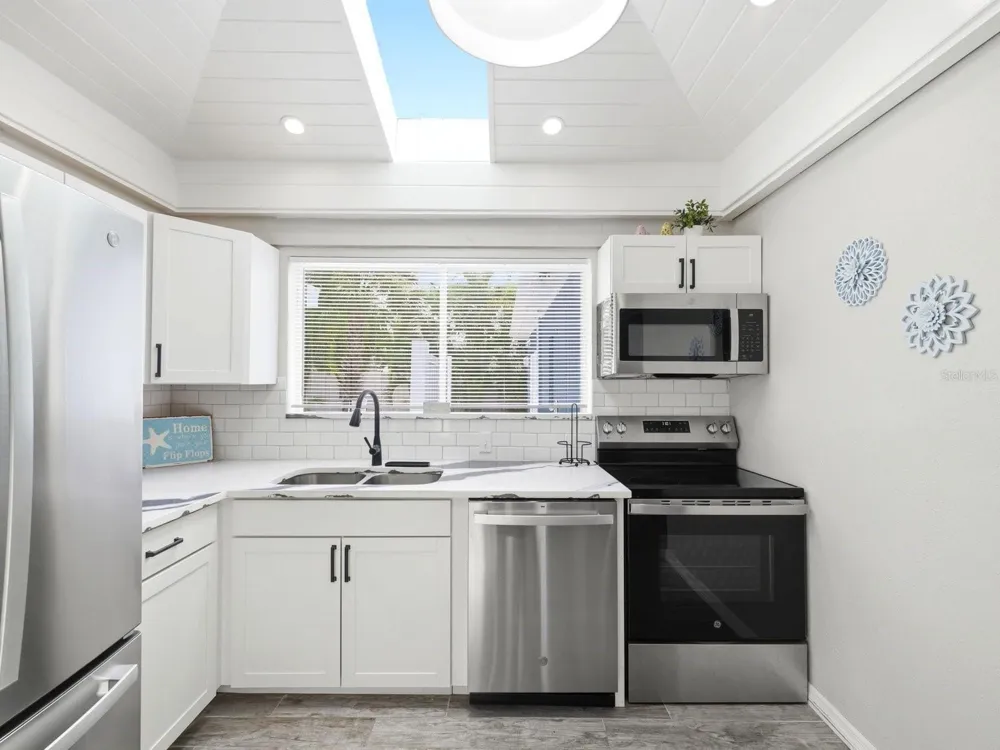 1207 1ST STREET Indian Rocks Beach, FL 33785