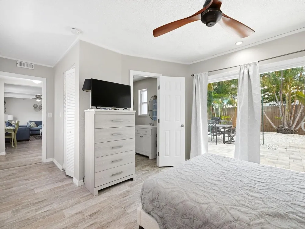 1207 1ST STREET Indian Rocks Beach, FL 33785
