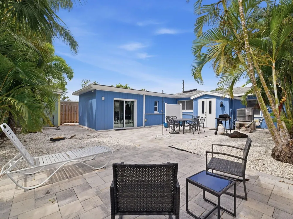 1207 1ST STREET Indian Rocks Beach, FL 33785