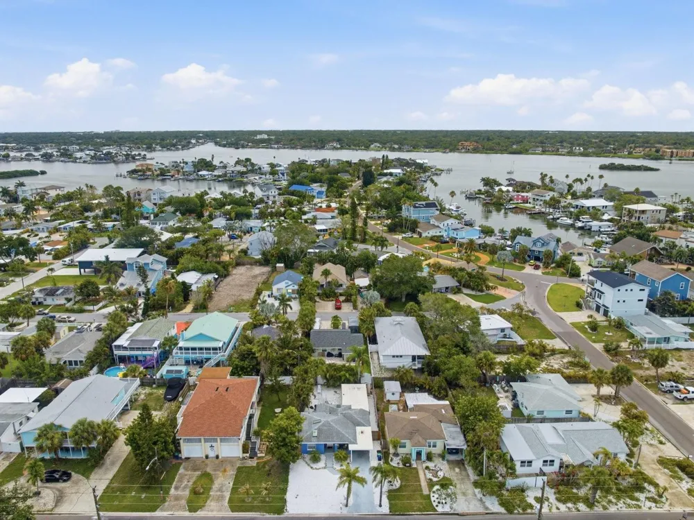 1207 1ST STREET Indian Rocks Beach, FL 33785