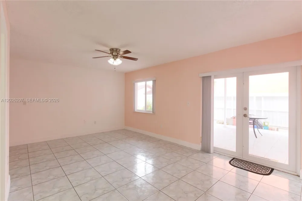 601 SW 116th ct Sweetwater, FL 33174