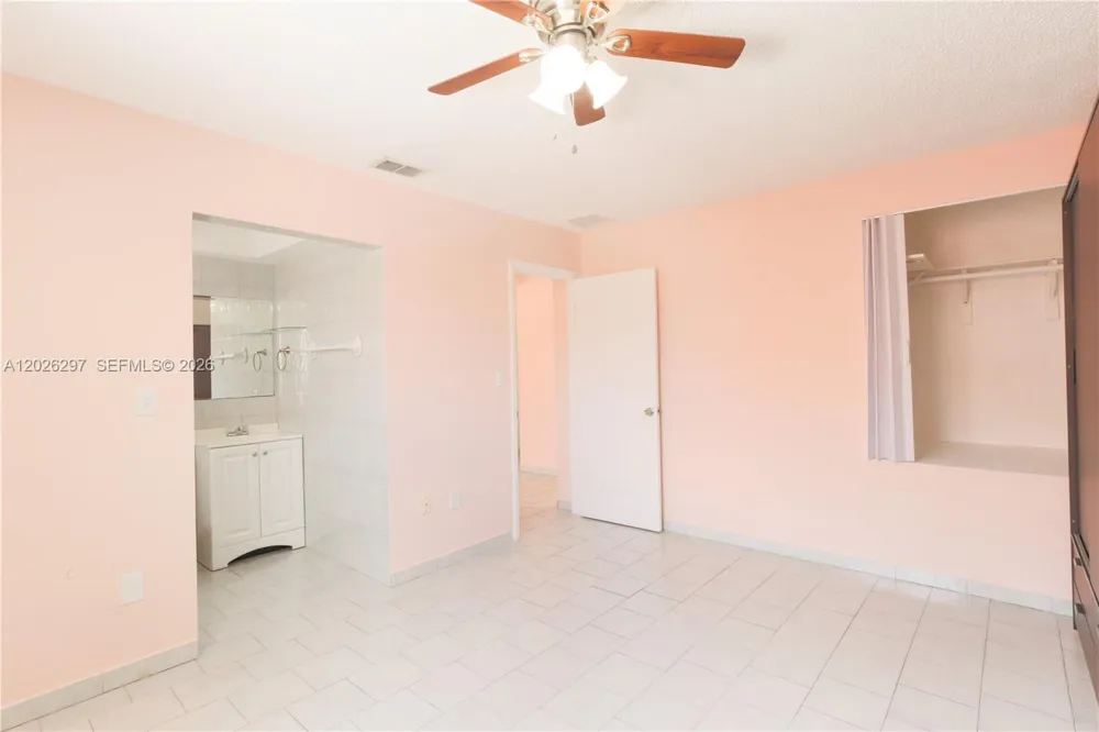601 SW 116th ct Sweetwater, FL 33174