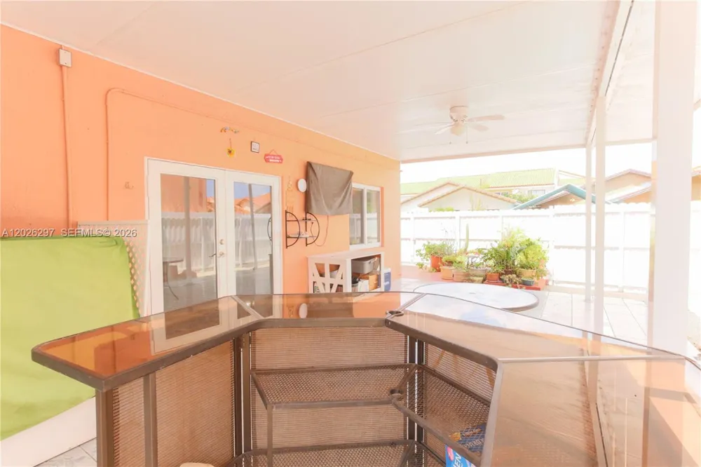 601 SW 116th ct Sweetwater, FL 33174