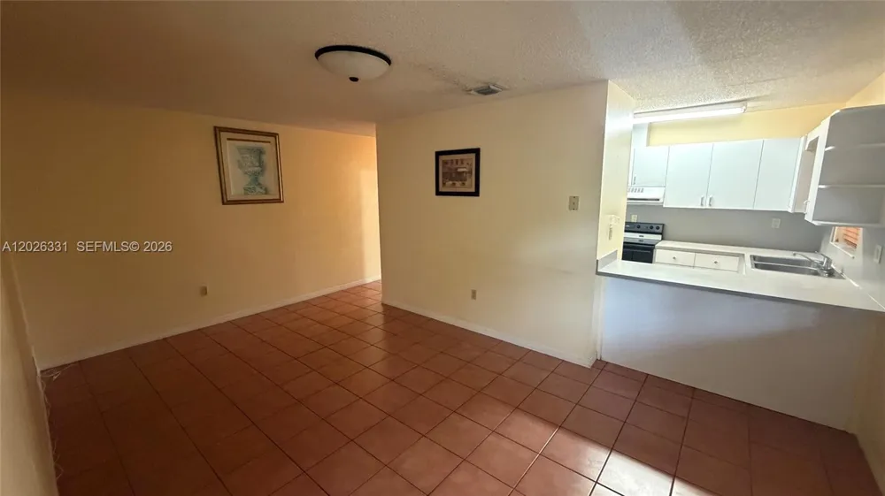 770 E 19th St #A Hialeah, FL 33013