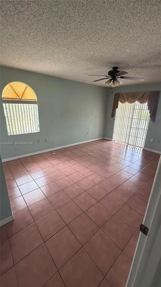 770 E 19th St #A Hialeah, FL 33013