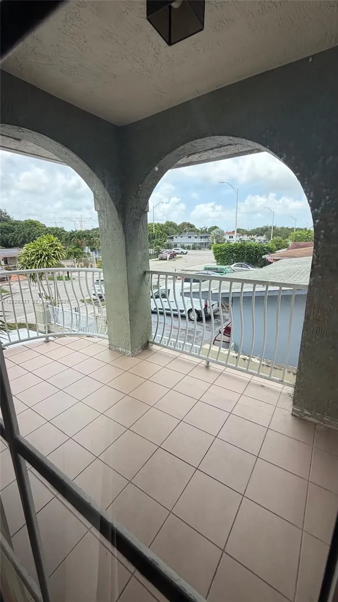 770 E 19th St #A Hialeah, FL 33013