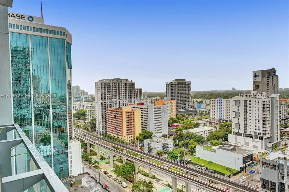 88 SW 7th St #1408 Miami, FL 33130