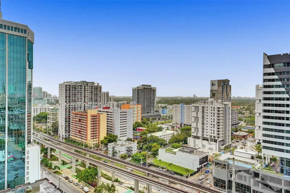 88 SW 7th St #1408 Miami, FL 33130