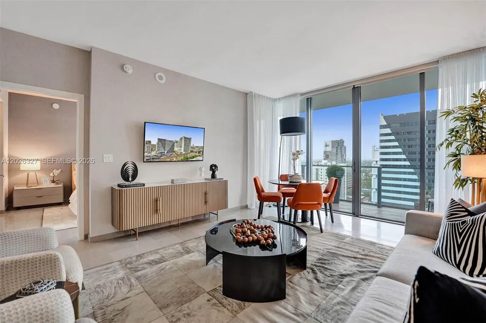 88 SW 7th St #1408 Miami, FL 33130