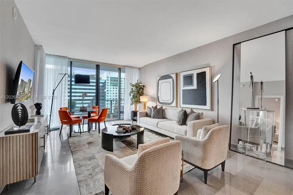 88 SW 7th St #1408 Miami, FL 33130