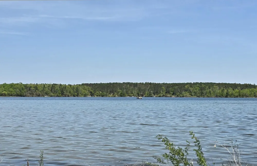5882 Lakeshore Lane NW Cass Lake, MN 56633