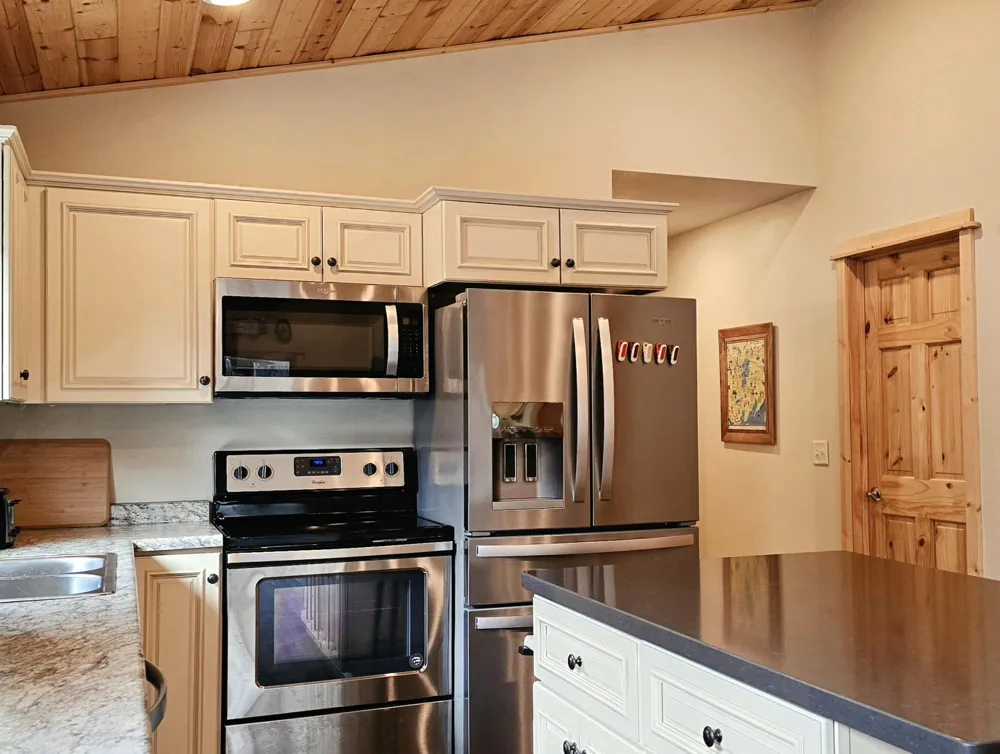 5882 Lakeshore Lane NW Cass Lake, MN 56633