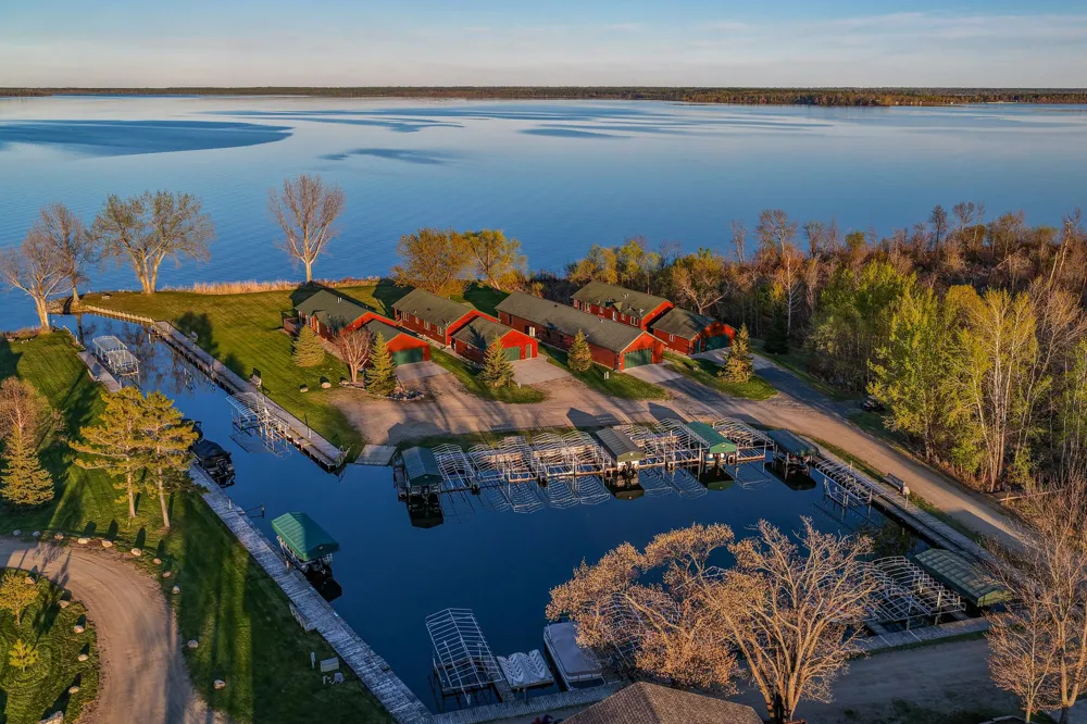 5882 Lakeshore Lane NW Cass Lake, MN 56633