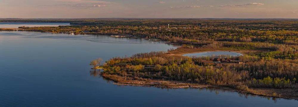 5882 Lakeshore Lane NW Cass Lake, MN 56633