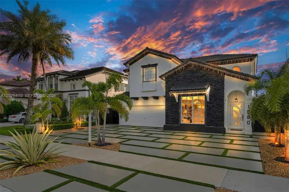 1680 SW 154th Path Miami, FL 33185