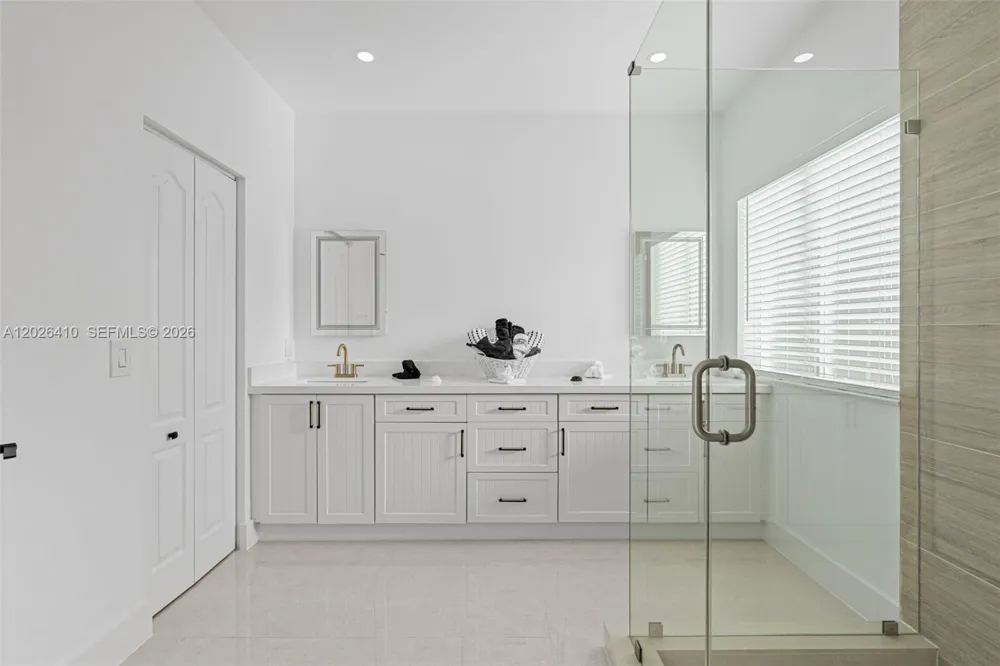 1680 SW 154th Path Miami, FL 33185