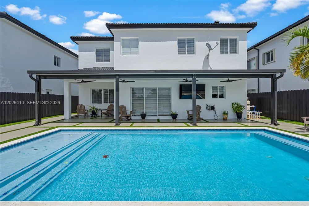 1680 SW 154th Path Miami, FL 33185