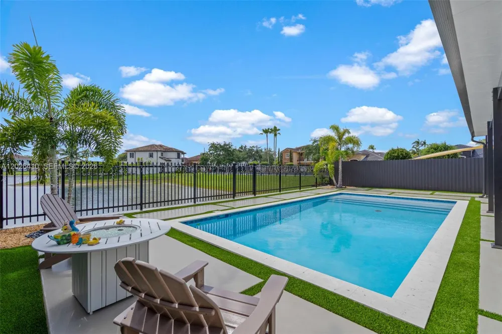 1680 SW 154th Path Miami, FL 33185
