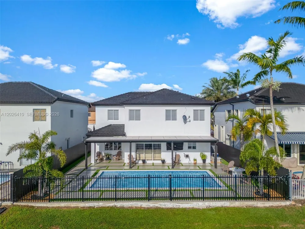 1680 SW 154th Path Miami, FL 33185