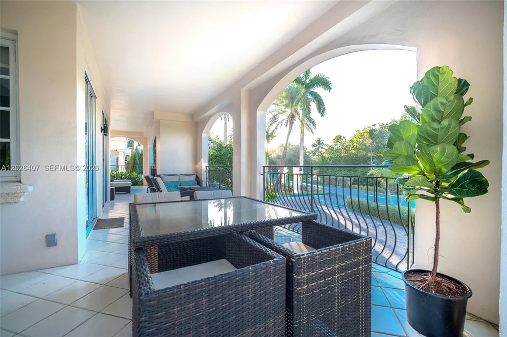 19211 Fisher Island Dr #19211 Miami Beach, FL 33109