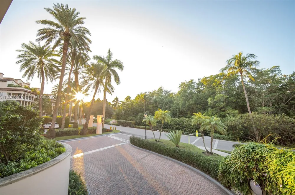 19211 Fisher Island Dr #19211 Miami Beach, FL 33109