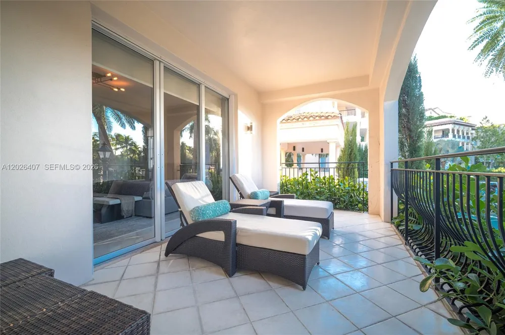 19211 Fisher Island Dr #19211 Miami Beach, FL 33109