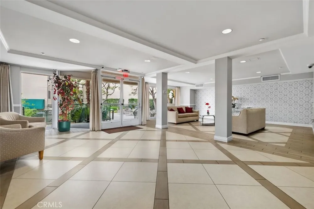 4501 Cedros Avenue #239 Sherman Oaks, CA 91403