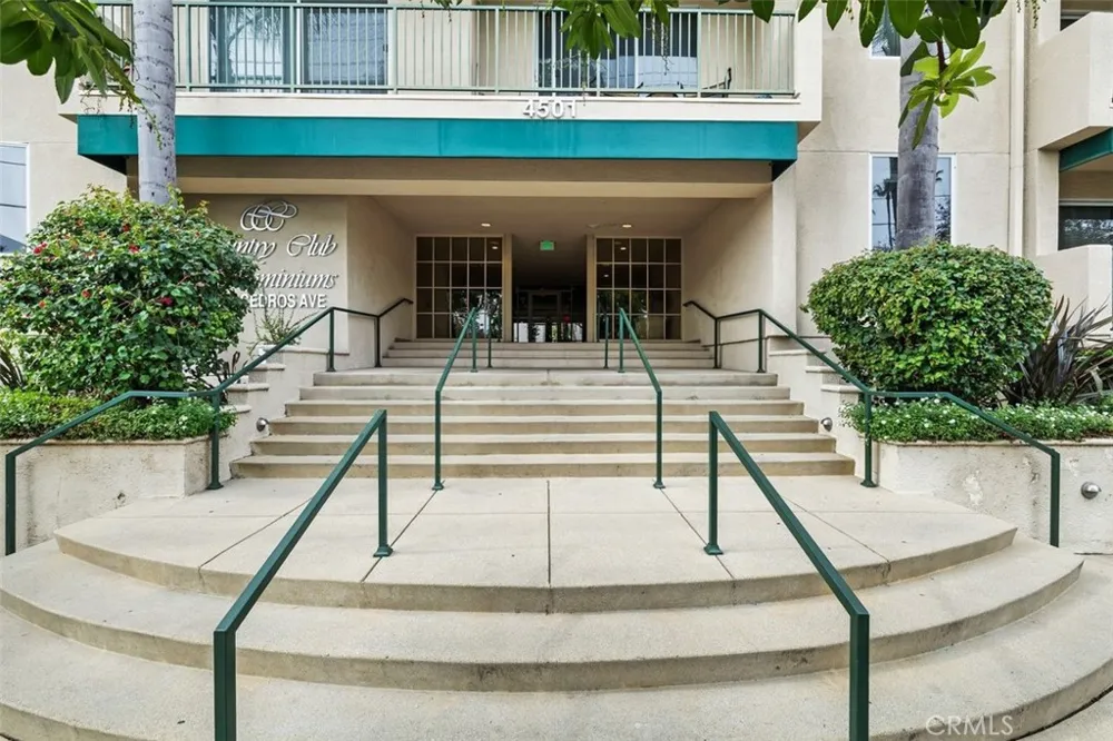 4501 Cedros Avenue #239 Sherman Oaks, CA 91403