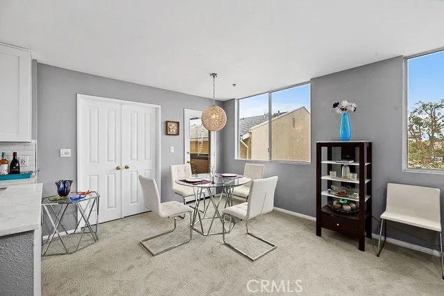 4501 Cedros Avenue #239 Sherman Oaks, CA 91403