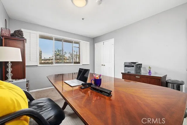 4501 Cedros Avenue #239 Sherman Oaks, CA 91403