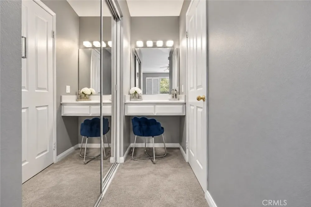 4501 Cedros Avenue #239 Sherman Oaks, CA 91403