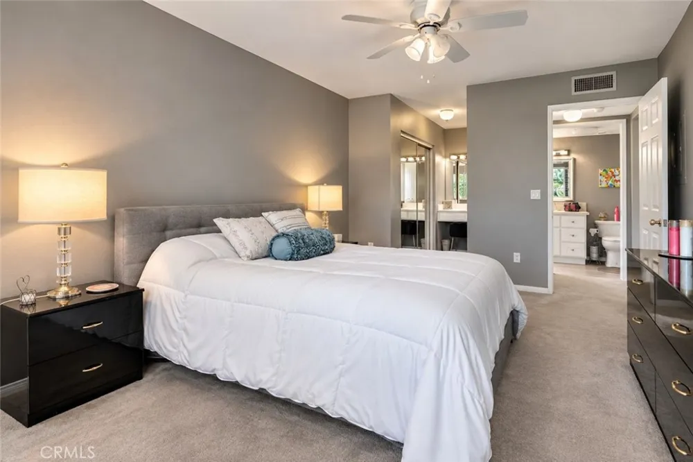 4501 Cedros Avenue #239 Sherman Oaks, CA 91403