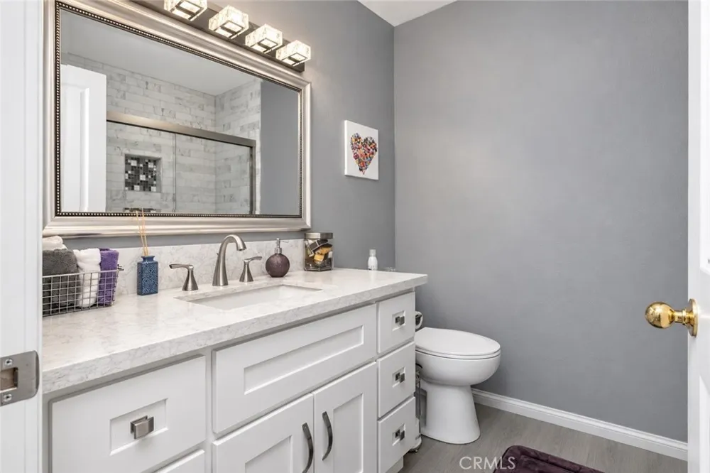 4501 Cedros Avenue #239 Sherman Oaks, CA 91403