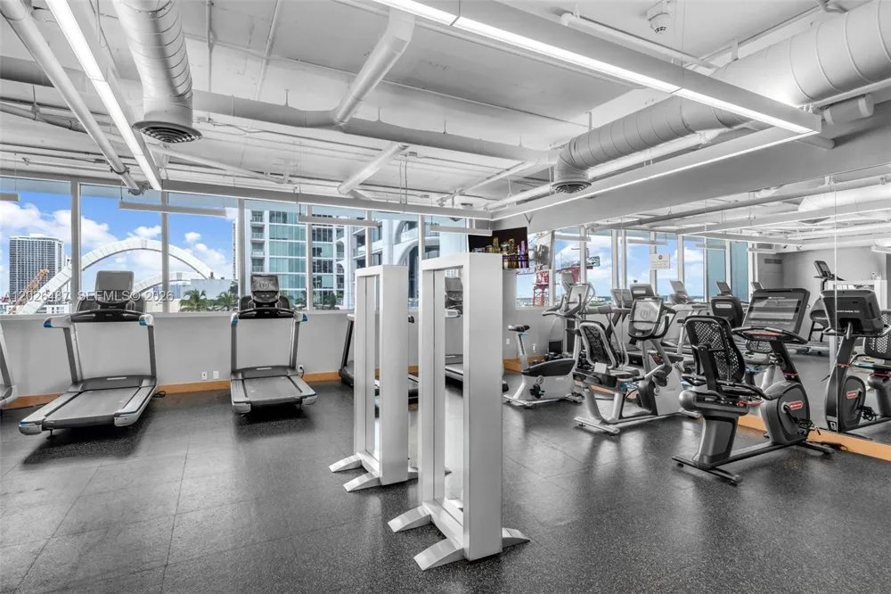 900 Biscayne Blvd #4412 Miami, FL 33132