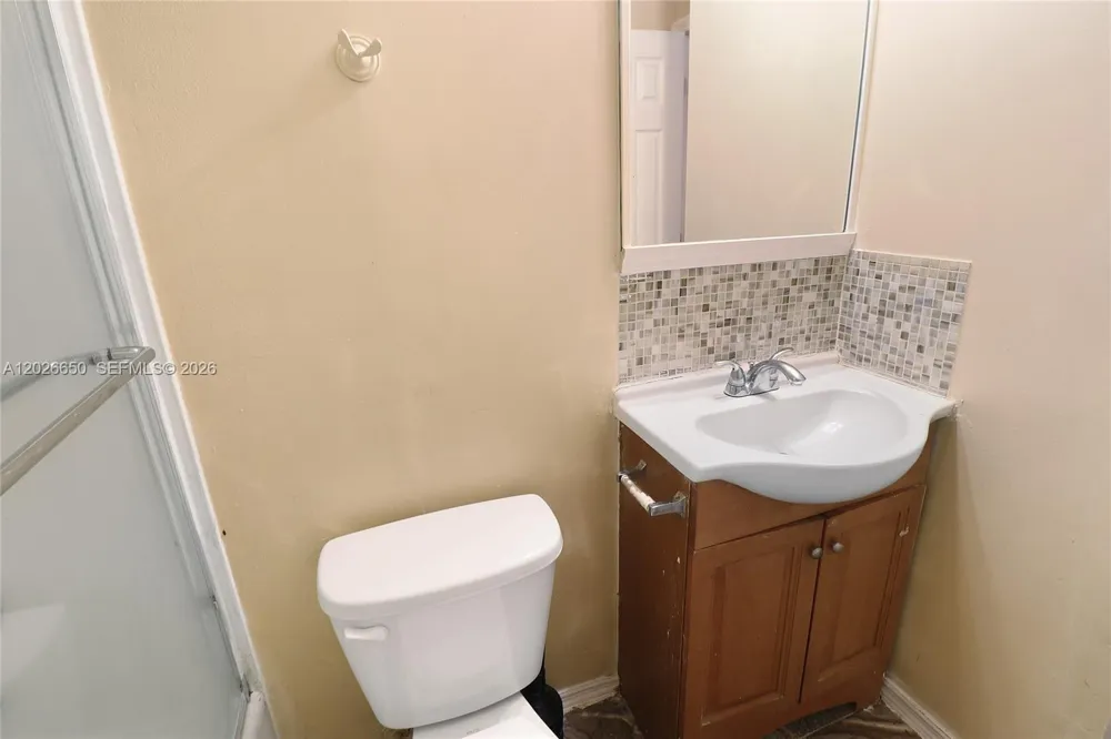 2235 NW 59th Way #2235 Lauderhill, FL 33313