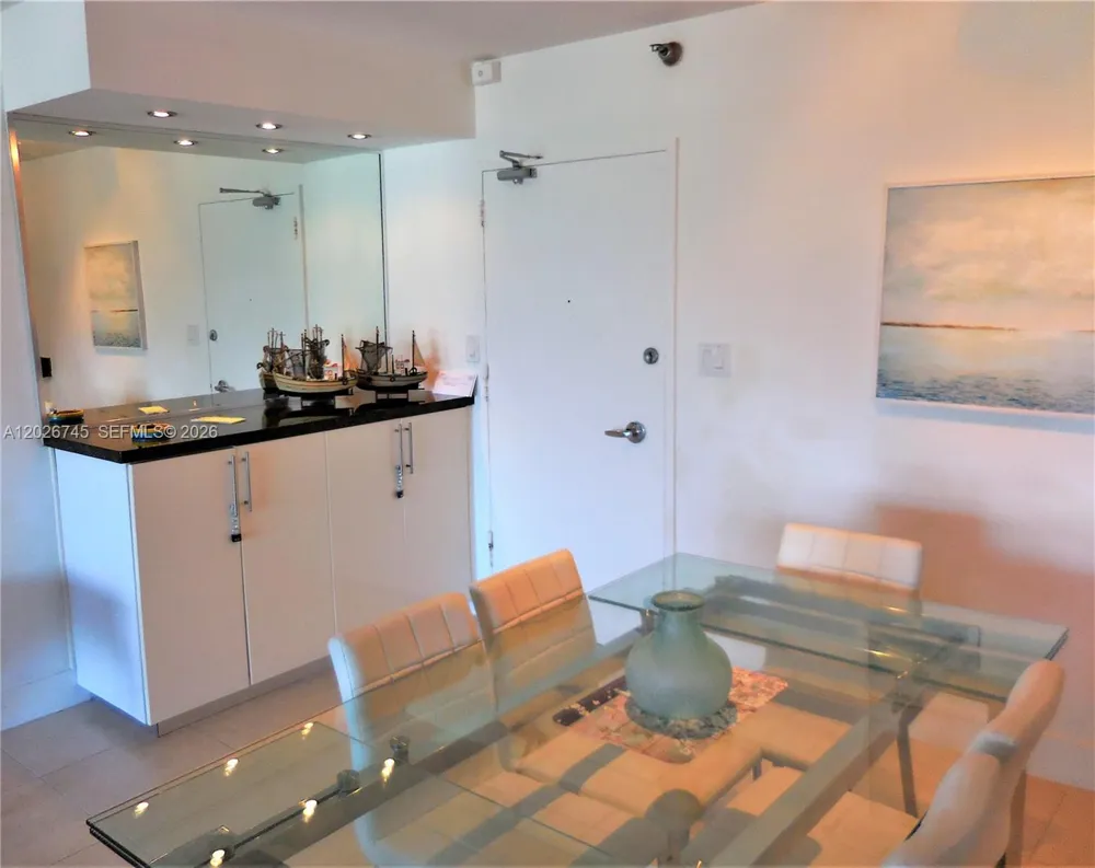 5151 Collins Ave #519 Miami Beach, FL 33140
